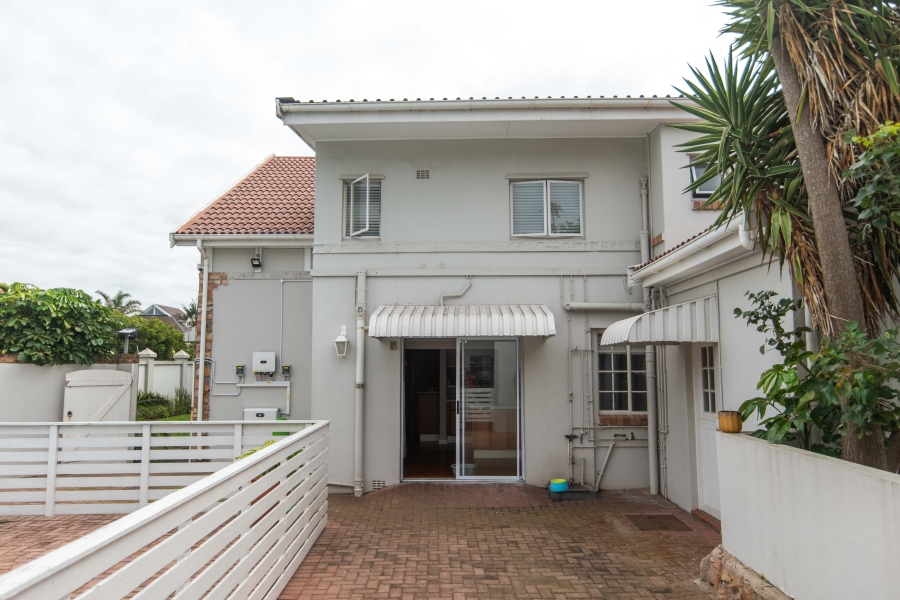 4 Bedroom Property for Sale in Summerstrand Eastern Cape